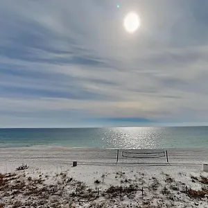 https://continental-condos-by-resort-collection-studios.panamacity-beachhotels.com